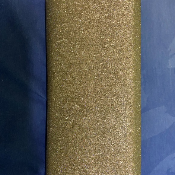 Gold shimmery clutch - Picture 2 of 2